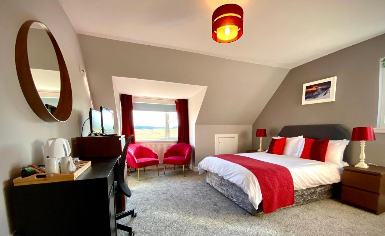Blacksmith Holiday Home Near Portree In Central Skye Extérieur photo