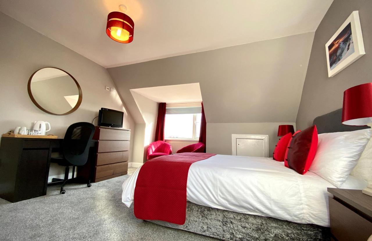 Blacksmith Holiday Home Near Portree In Central Skye Extérieur photo