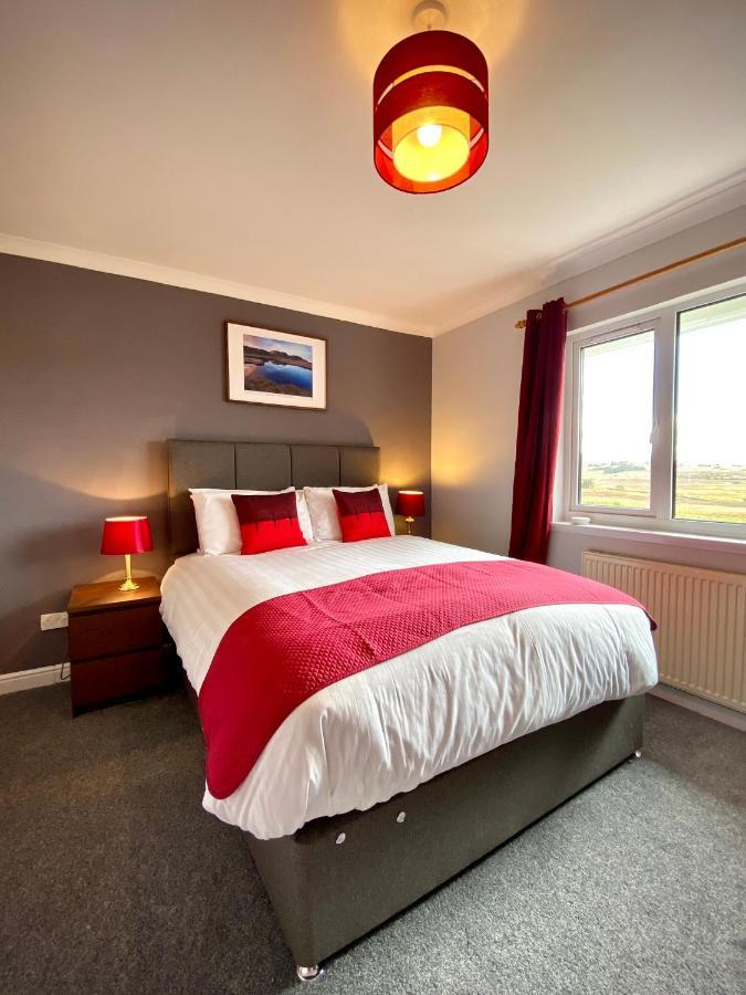 Blacksmith Holiday Home Near Portree In Central Skye Extérieur photo